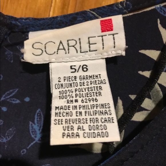 Scarlett Blue Multicolor Flower Floral Maxi Dress
Ladies 4 - 6 Small 
Measures - Picture 8 of 16